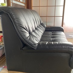 相談中　ソファ　2人掛けの画像