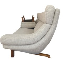 定価35万円以上 カリモク家具 カリモク karimoku 3人掛ソファ スツール オットマンセット ベージュ グレー系の画像