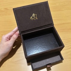 GODIVA 空箱 ベロアの画像