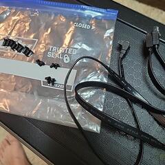 【値引き可】CPU GPU マザーボード ケース（ネジ一部欠）DVDドライブの画像