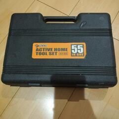 万能工具セットコンパクトケース付きの画像