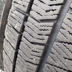 215/45/17冬VRX2の画像