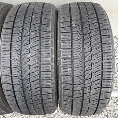 215/45/17冬VRX2の画像