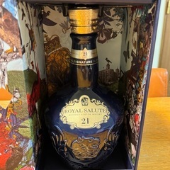 ウィスキー ロイヤルサルート21年　空瓶の画像