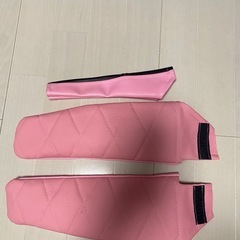 コペンバイザーカバーとサイドブレーキカバーキルティング合皮ピンク
の画像