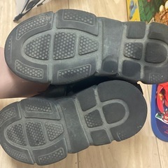 ティンカーベルハイカットスニーカーの画像