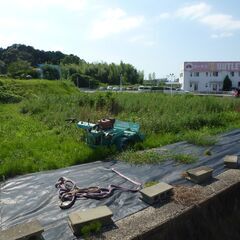 荒れた田んぼの現状復帰作業