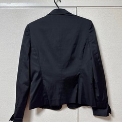 テーラードジャケット　黒の画像