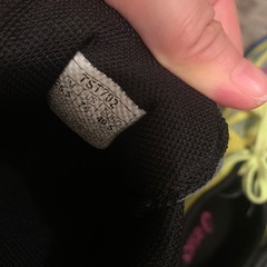 フットサル用シューズの画像