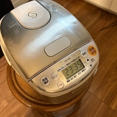 炊飯器の画像