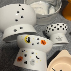 猫ちゃんワンちゃんのご飯お水　お皿　まとめセットの画像