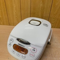 ♦ヤマダ 電機マイコンジャー炊飯器 【2023年製】EC-M10G1
