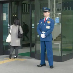 ＜暑い季節も快適＞テイケイの建物警備！業界大手の高待遇！勤務以外に10.3万！未経験OK テイケイ株式会社 施設警備事業部 北千住の画像