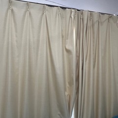 遮光カーテン（取引き先決定済み