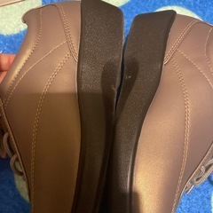 スニーカー23.0EEの画像