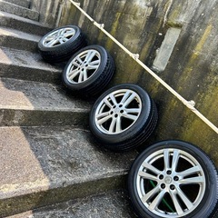 日産エルグランド52型につけてた夏タイヤとホイールのセットです。