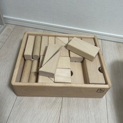 【8月末破棄】平和工業 木のおもちゃ つみきセット 無塗装 木箱入りの画像
