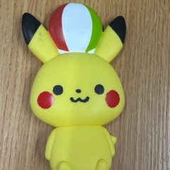 モンポケ　ピカチュウ　音のなるおもちゃ
