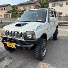 ジムニー　custom車両の画像