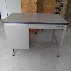 20250701001　家具　スチール机の画像