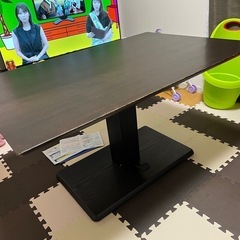 昇降テーブル