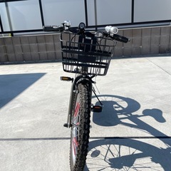 Jeep 18インチ 幼児用自転車 オリーブグリーン
の画像