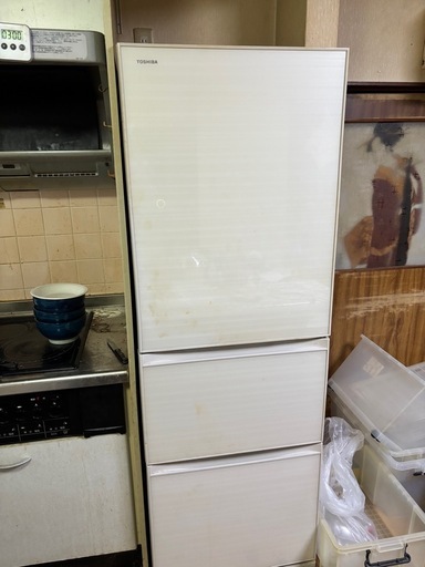 TOSHIBA 冷蔵庫　363L　2019年製
