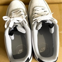 NIKE ナイキスニーカー 26.5cmの画像