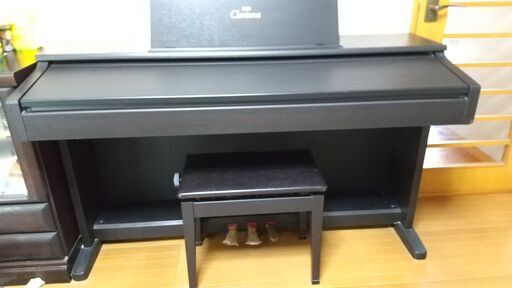 電子ピアノ(ヤマハクラビノーバ) 譲ります