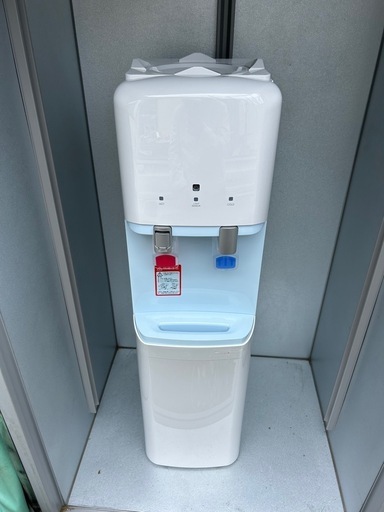 美品　動作確認済み　エア・ウォーター 冷温水器 ER-1301L 上部タンク式