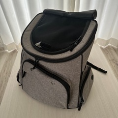 ペットリュック　ペットキャリー　グレー