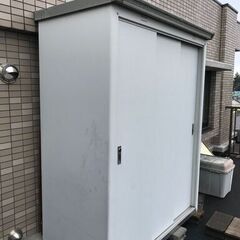 物置　倉庫　収納庫　スチール製