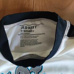 OLD NAVY ラッシュガード★男の子の画像
