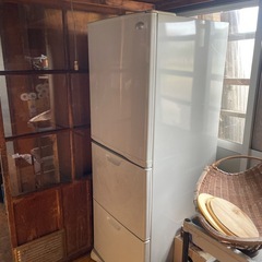 動作品　冷蔵庫　