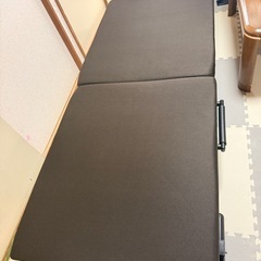 折りたたみベッド使用期間半年の画像