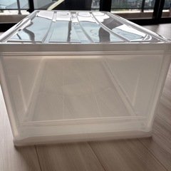 中古ニトリ押入れケース
衣装ケースの画像