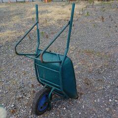 一輪車 運搬 平