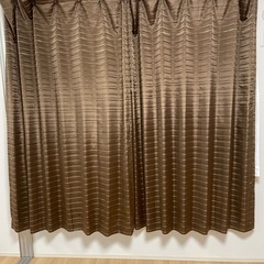 カーテンの画像