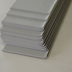 サンゲツ　ソフト巾木　明るいグレー色の画像