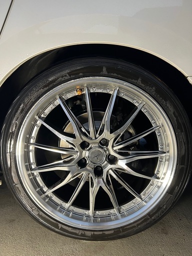 ドルフレン ヒューヴァー245/40R20 アルファードヴェルファイア