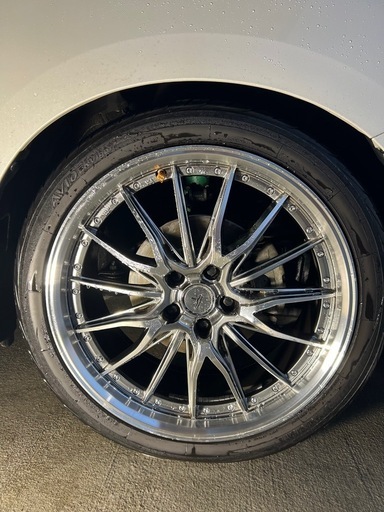 ドルフレン ヒューヴァー 245/40R20 アルファード ヴェル