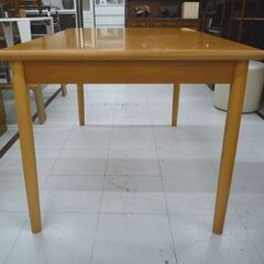 NITORI 4人掛け ダイニングテーブル DTクリスタル120LBR 幅120cm ナチュラル ニトリ テーブル 食卓 苫小牧西店の画像