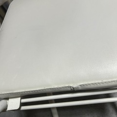 折りたたみ椅子の画像