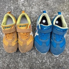 子供　キッズ　スニーカー　ポケモンの画像