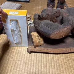 熊の置物の画像