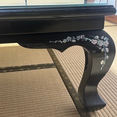 ⭐︎骨董品⭐︎床の間用漆塗りシェル彫刻高級ローテーブルの画像
