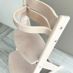 子供椅子　ダイニングチェアの画像