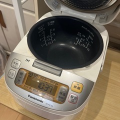 【急募7月15.18.19.20引渡し希望】 Panasonicジャー炊飯器の画像