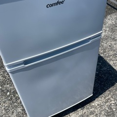 コンフィー(COMFEE’) COMFEE' 冷蔵庫 90L 2ドア 右開き ブラック の画像