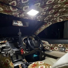 20クラウン 金華山内装 大花束の画像